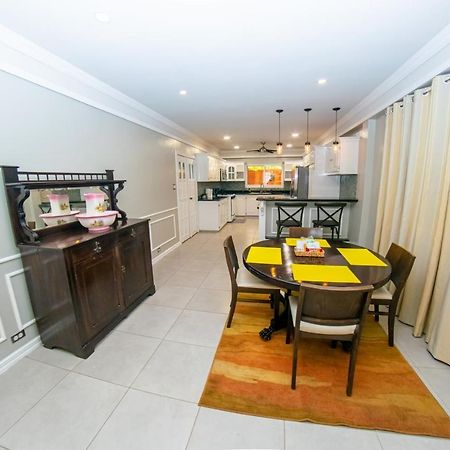 Jr Apartments Джорджтаун Экстерьер фото