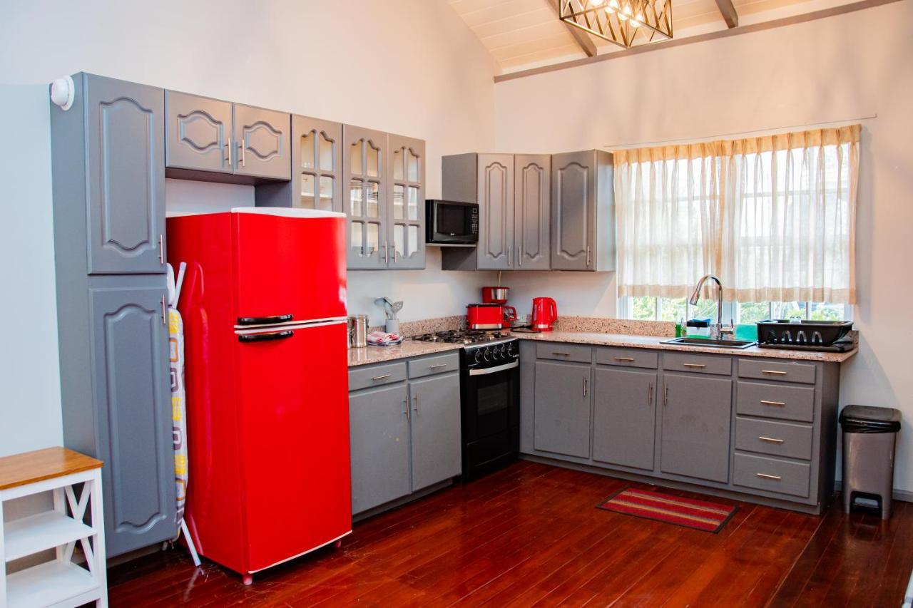 Jr Apartments Джорджтаун Экстерьер фото